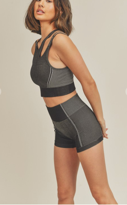 Sports Bra & Shortie Set 2 Piece Seamless Crop Tank and Shorts Yoga Outfits Girls Women's