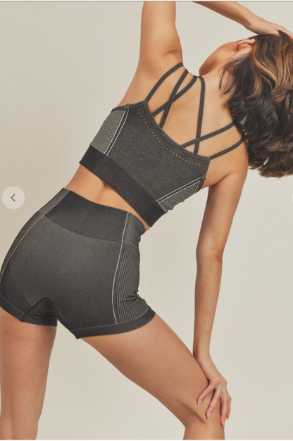 Sports Bra & Shortie Set 2 Piece Seamless Crop Tank and Shorts Yoga Outfits Girls Women's